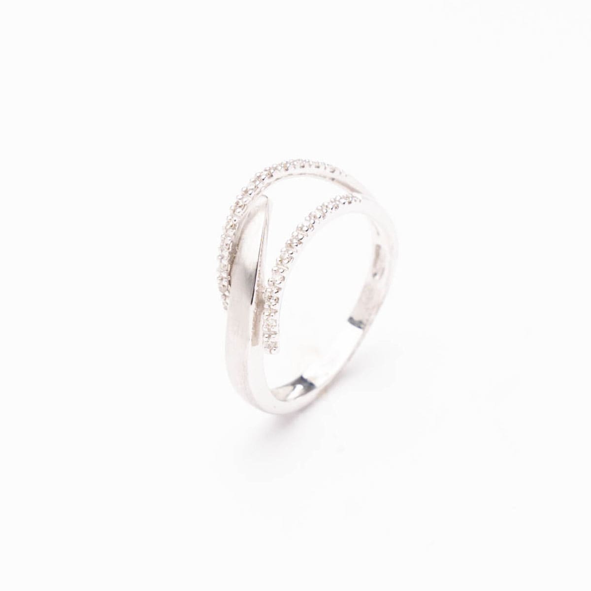 Sortija Oro blanco diamantes